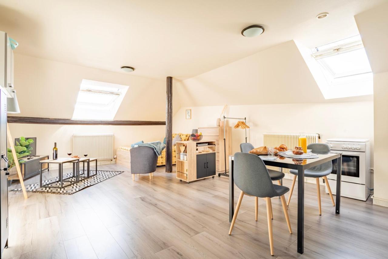 Celestial - Golden Tree - Wifi - 20Min St-Croix & Center Parcs Apartment Sarrebourg Luaran gambar